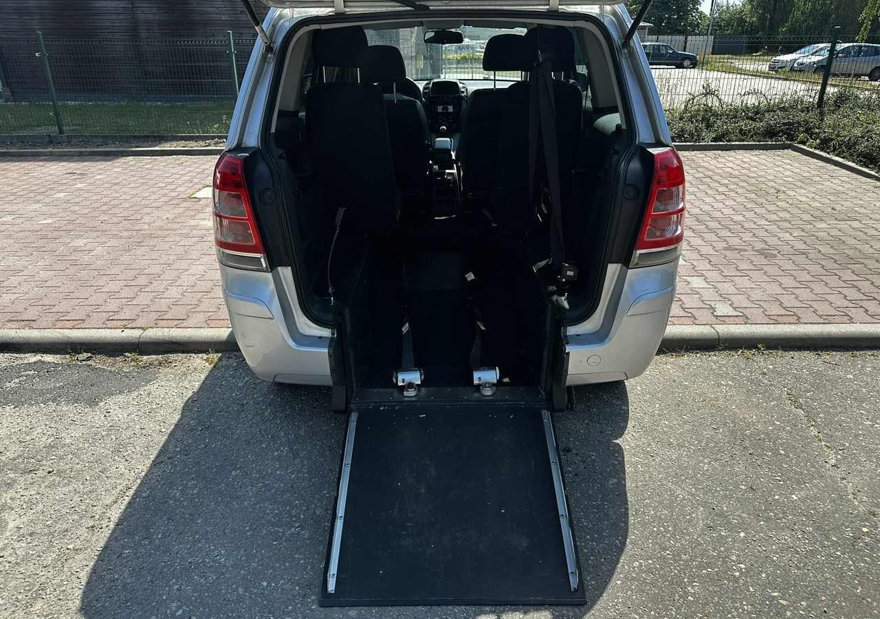 Opel Zafira B Opel Zafira do przewozu osób Niepełnosprawnych inwalida rampa - Personenwagen: afbeelding 1 Opel Zafira B Opel Zafira do przewozu osób Niepełnosprawnych inwalida rampa - Personenwagen: afbeelding 1