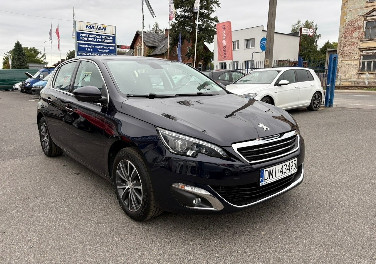 Peugeot 308 II Peugeot 308 HB 1.6HDI 85tkm FullLed Navi Klima 2016 - Hatchback: afbeelding 2 Peugeot 308 II Peugeot 308 HB 1.6HDI 85tkm FullLed Navi Klima 2016 - Hatchback: afbeelding 2