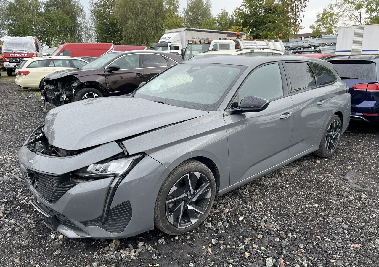 Peugeot 308 P5 Peugeot 308 1.5-131KM BlueHDi Allure Pack S&S EAT8 Salon PL 2024 - Stationwagen: afbeelding 5 Peugeot 308 P5 Peugeot 308 1.5-131KM BlueHDi Allure Pack S&S EAT8 Salon PL 2024 - Stationwagen: afbeelding 5