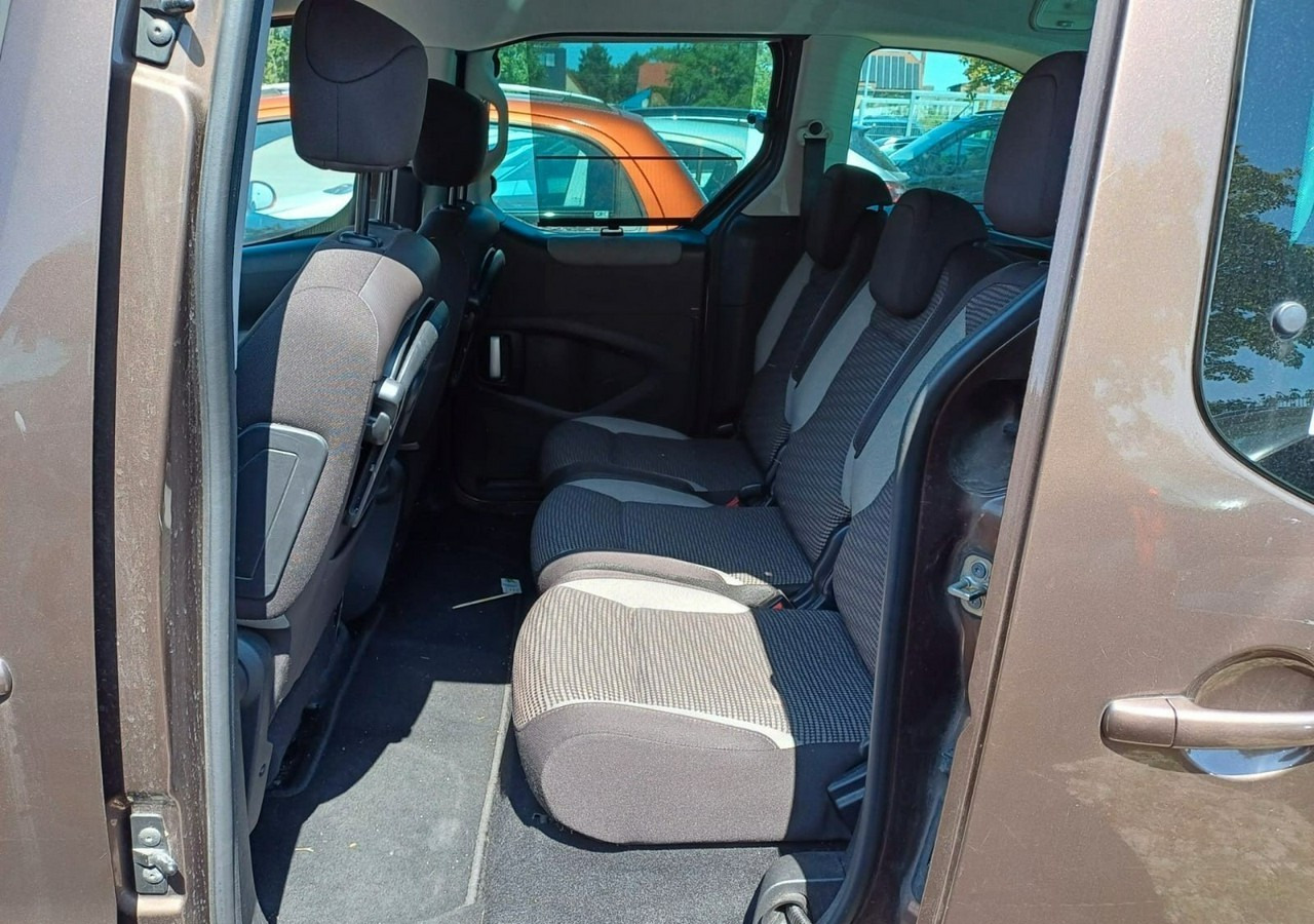 Peugeot Partner II Peugeot Partner Tepee 100 Family Model 2013 - Personenwagen: afbeelding 5 Peugeot Partner II Peugeot Partner Tepee 100 Family Model 2013 - Personenwagen: afbeelding 5