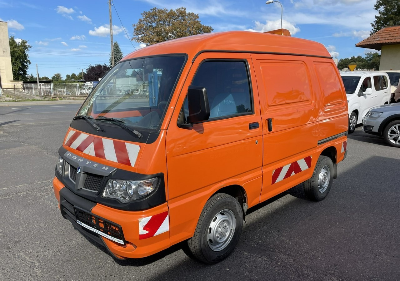 Piaggio Piaggio Porter Furgon 39348km 2x boczne drzwi 2012 - Gesloten bestelwagen: afbeelding 2 Piaggio Piaggio Porter Furgon 39348km 2x boczne drzwi 2012 - Gesloten bestelwagen: afbeelding 2