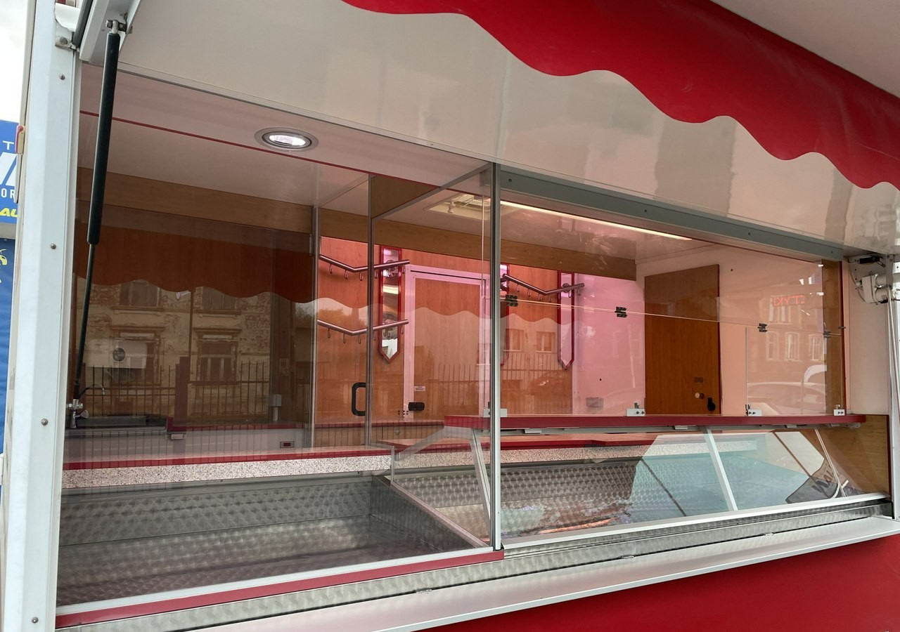 Renault Master Autosklep Wędli Gastronomiczny Food Truck Foodtruck sklep W-zasil 20 - Zelfrijdende verkoopwagen: afbeelding 3 Renault Master Autosklep Wędli Gastronomiczny Food Truck Foodtruck sklep W-zasil 20 - Zelfrijdende verkoopwagen: afbeelding 3