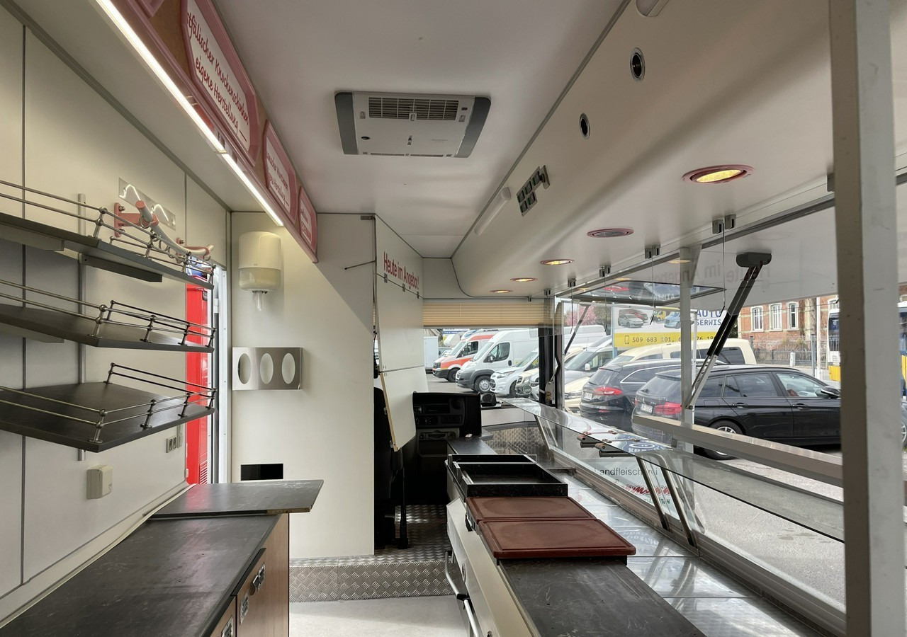 Zelfrijdende verkoopwagen Renault Master Autosklep wędlin Gastronomiczny Food Truck Foodtruck Sklep BORCO 20: afbeelding 8 Zelfrijdende verkoopwagen Renault Master Autosklep wędlin Gastronomiczny Food Truck Foodtruck Sklep BORCO 20: afbeelding 8