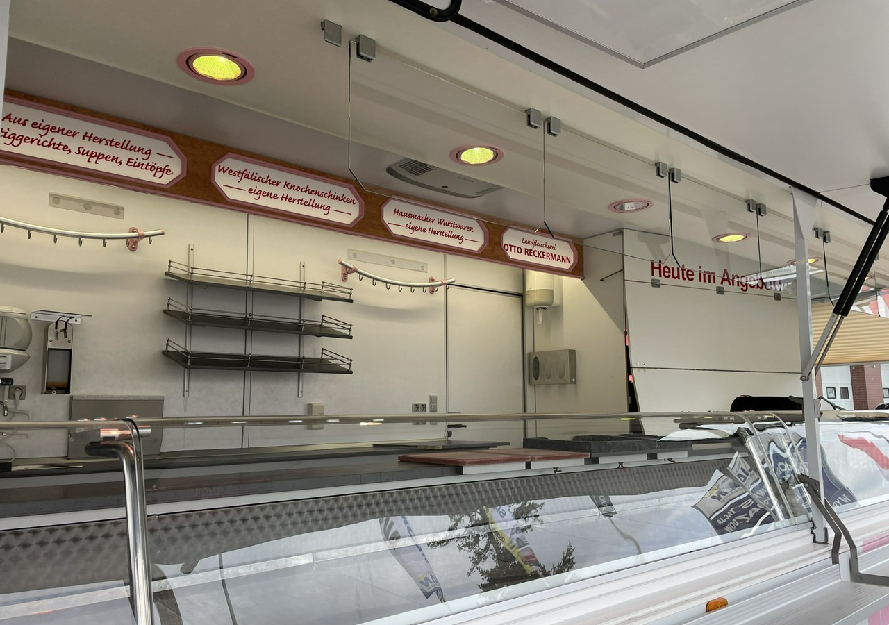 Zelfrijdende verkoopwagen Renault Master Autosklep wędlin Gastronomiczny Food Truck Foodtruck Sklep BORCO 20: afbeelding 7 Zelfrijdende verkoopwagen Renault Master Autosklep wędlin Gastronomiczny Food Truck Foodtruck Sklep BORCO 20: afbeelding 7