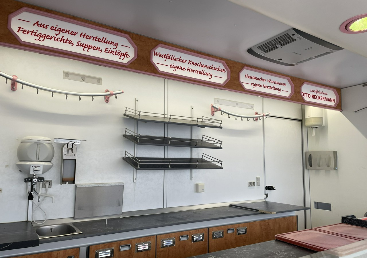 Renault Master Autosklep wędlin Gastronomiczny Food Truck Foodtruck Sklep BORCO 20 - Zelfrijdende verkoopwagen: afbeelding 5 Renault Master Autosklep wędlin Gastronomiczny Food Truck Foodtruck Sklep BORCO 20 - Zelfrijdende verkoopwagen: afbeelding 5