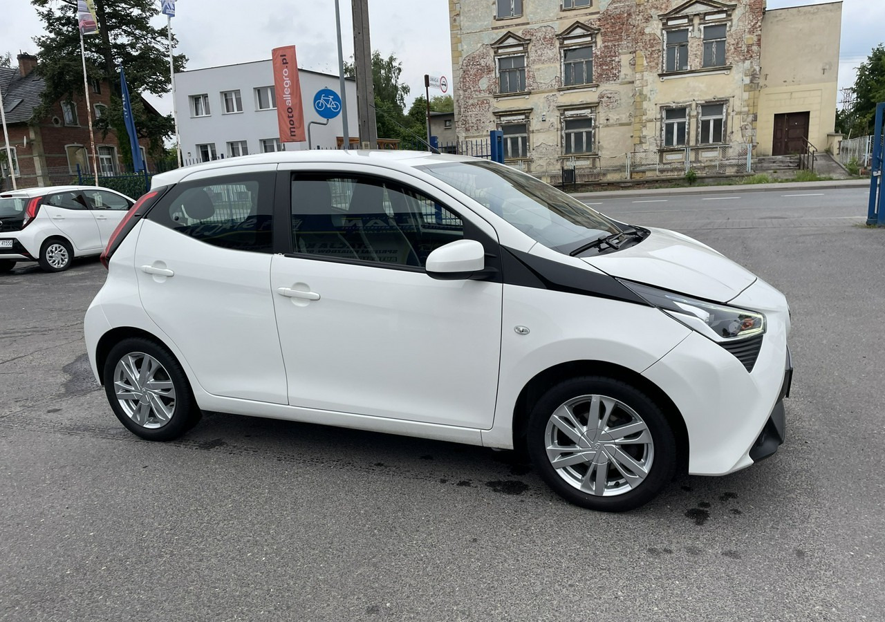 Toyota Aygo II Toyota Aygo 1.0 VVT-i JBL Edition bezyna+LPG Salon PL 2020 - Personenwagen: afbeelding 3 Toyota Aygo II Toyota Aygo 1.0 VVT-i JBL Edition bezyna+LPG Salon PL 2020 - Personenwagen: afbeelding 3