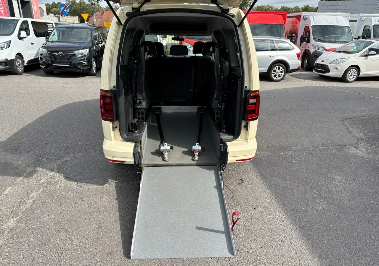 Volkswagen Caddy III Caddy 2.0-150 Niepełnosprawnych inwalida rampa Bogate wyposażeniePFR - Stationwagen: afbeelding 5 Volkswagen Caddy III Caddy 2.0-150 Niepełnosprawnych inwalida rampa Bogate wyposażeniePFR - Stationwagen: afbeelding 5