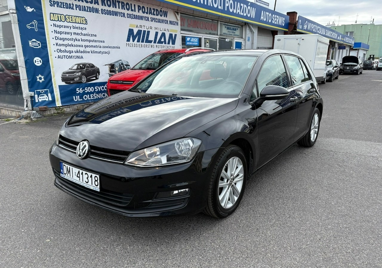 Volkswagen Golf VII VII 1,6 TDI 110KM 153TKM Klimatronik Navi Alu PDC 2015 Bez wkładu fi - Hatchback: afbeelding 2 Volkswagen Golf VII VII 1,6 TDI 110KM 153TKM Klimatronik Navi Alu PDC 2015 Bez wkładu fi - Hatchback: afbeelding 2
