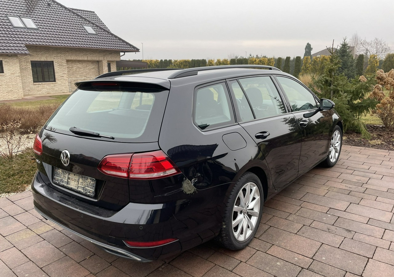 Volkswagen Golf VIII Volkswagen Golf VII 1.0 -115KM TSI 39482km Comfortline Model 2021 - Personenwagen: afbeelding 2 Volkswagen Golf VIII Volkswagen Golf VII 1.0 -115KM TSI 39482km Comfortline Model 2021 - Personenwagen: afbeelding 2