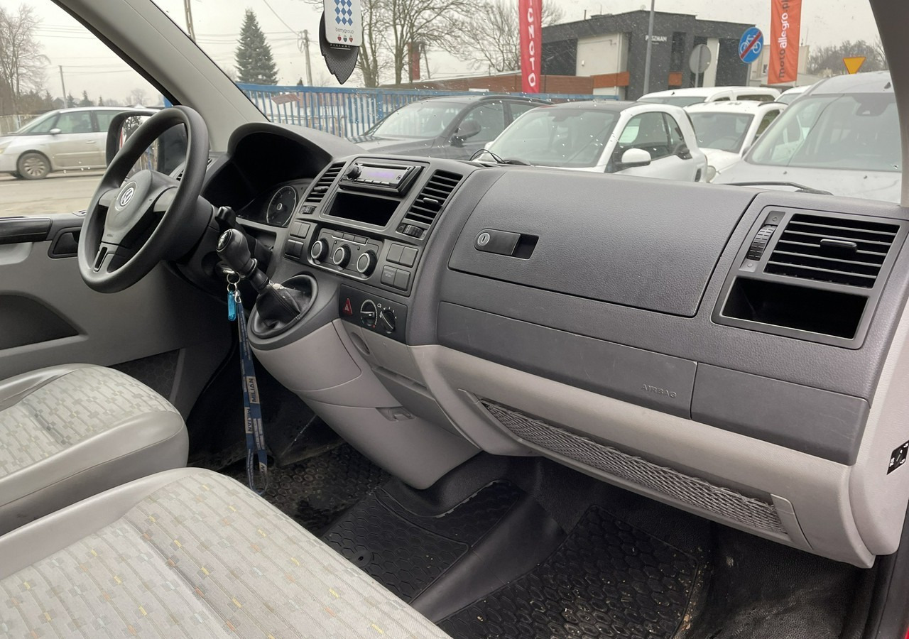 Volkswagen Transporter T5 Transporter T5 Lift 2.0 Tdi 9-osob Klima 2011 - Personenwagen: afbeelding 4 Volkswagen Transporter T5 Transporter T5 Lift 2.0 Tdi 9-osob Klima 2011 - Personenwagen: afbeelding 4