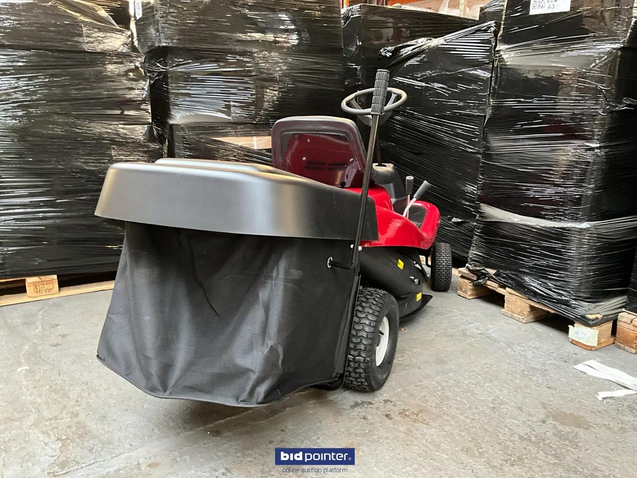 HH Zitmaaier 30 inch - Gazonmaaier: afbeelding 2 HH Zitmaaier 30 inch - Gazonmaaier: afbeelding 2