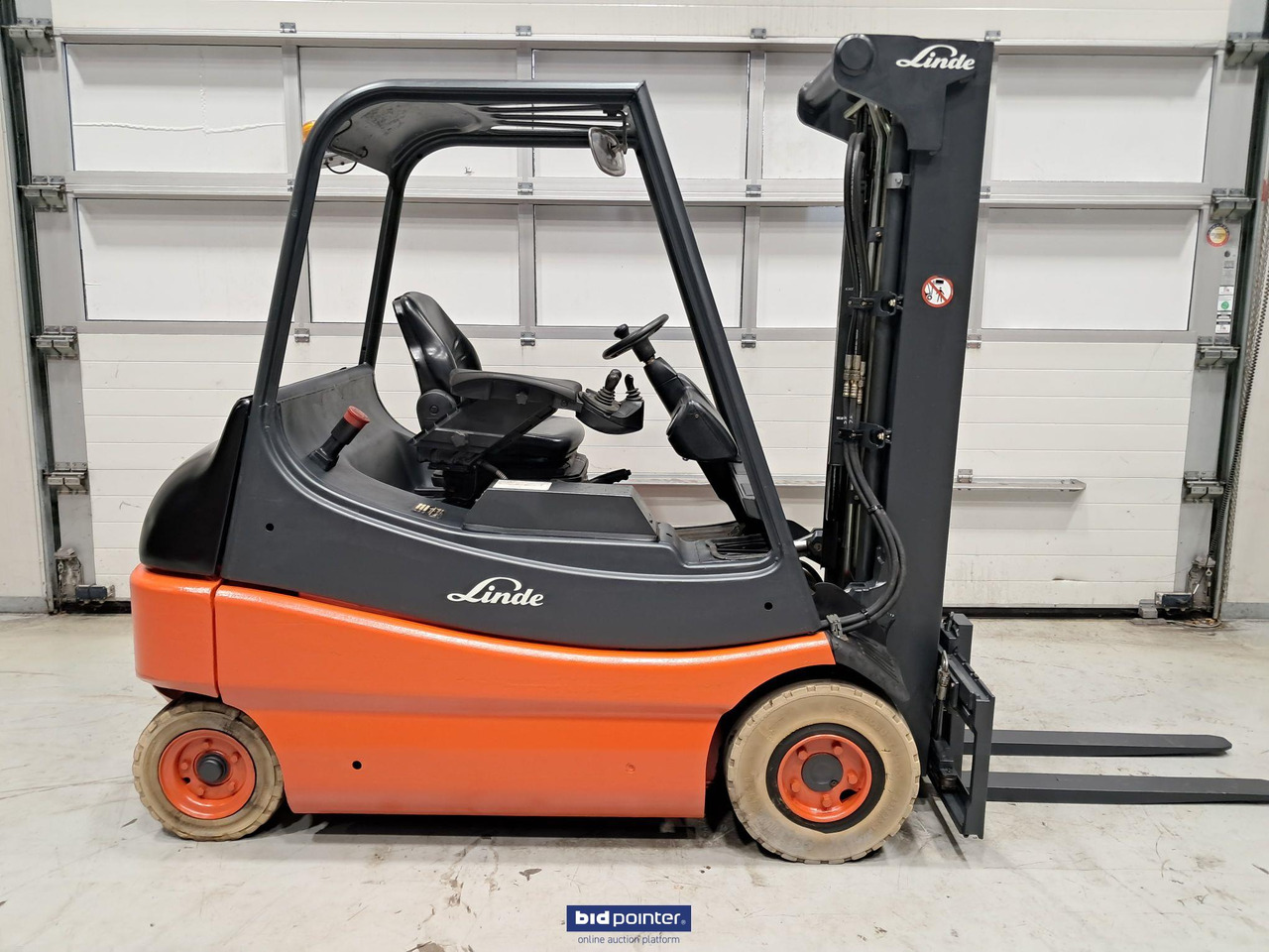Linde E25-02 elektrische vorkheftruck - Elektrische heftruck: afbeelding 5 Linde E25-02 elektrische vorkheftruck - Elektrische heftruck: afbeelding 5