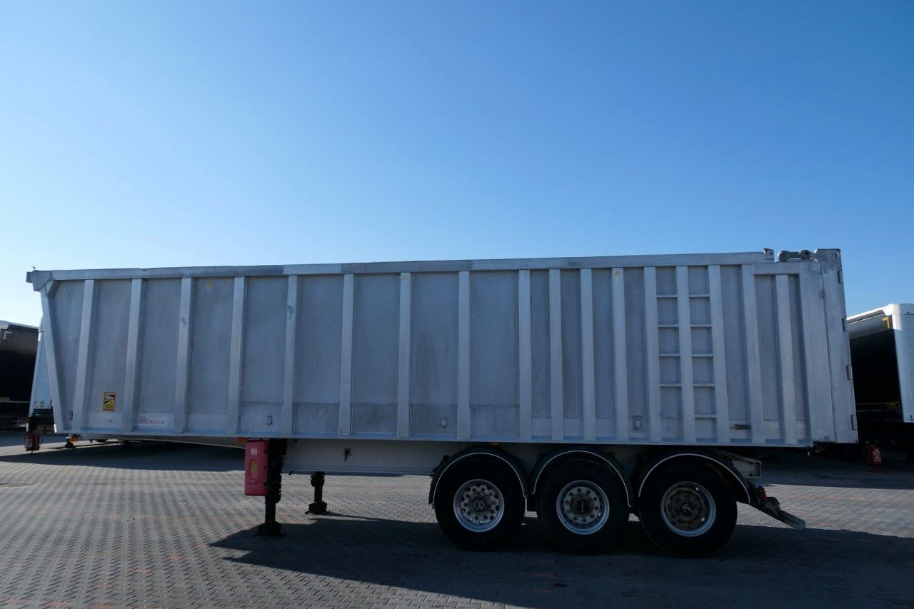 Benalu TIPPER 45 M3/WHOLE ALUMINIUM/5700 KG/FLAP-DOORS - Kipper oplegger: afbeelding 4 Benalu TIPPER 45 M3/WHOLE ALUMINIUM/5700 KG/FLAP-DOORS - Kipper oplegger: afbeelding 4