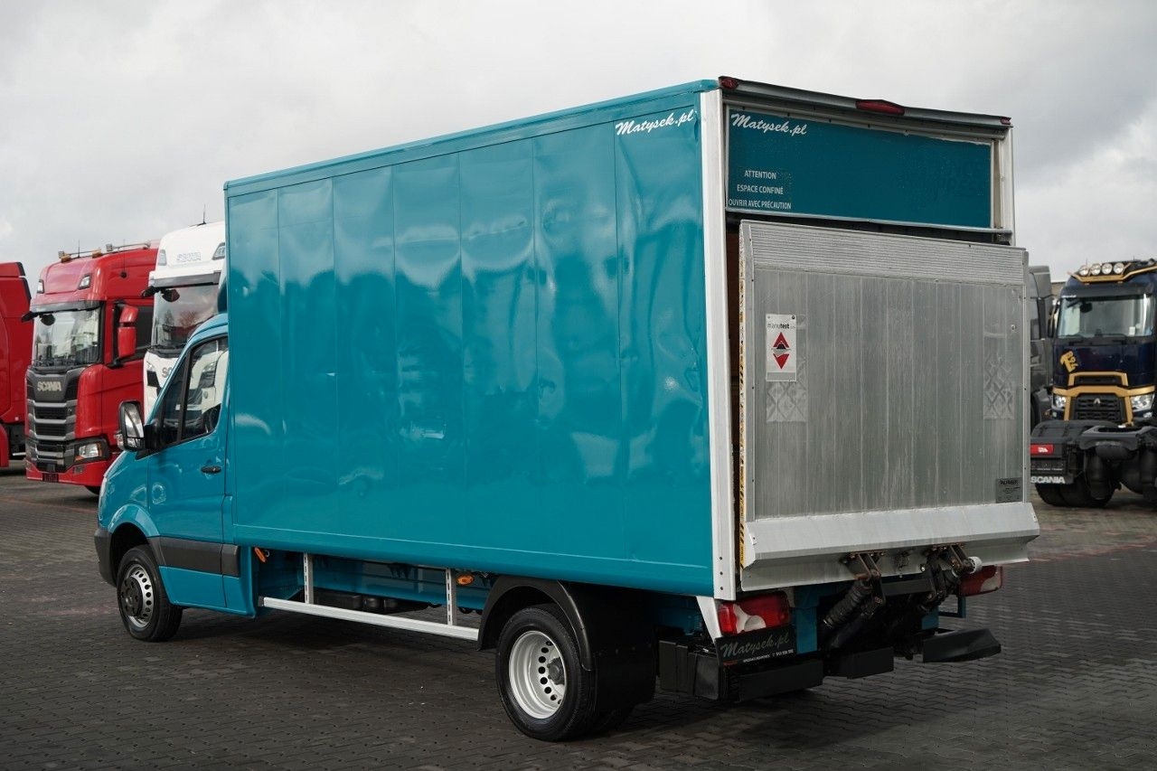 Mercedes-Benz SPRINTER / KONTENER 4,3 M / WINDA PALFINGER - Huifzeil bedrijfswagen: afbeelding 5 Mercedes-Benz SPRINTER / KONTENER 4,3 M / WINDA PALFINGER - Huifzeil bedrijfswagen: afbeelding 5