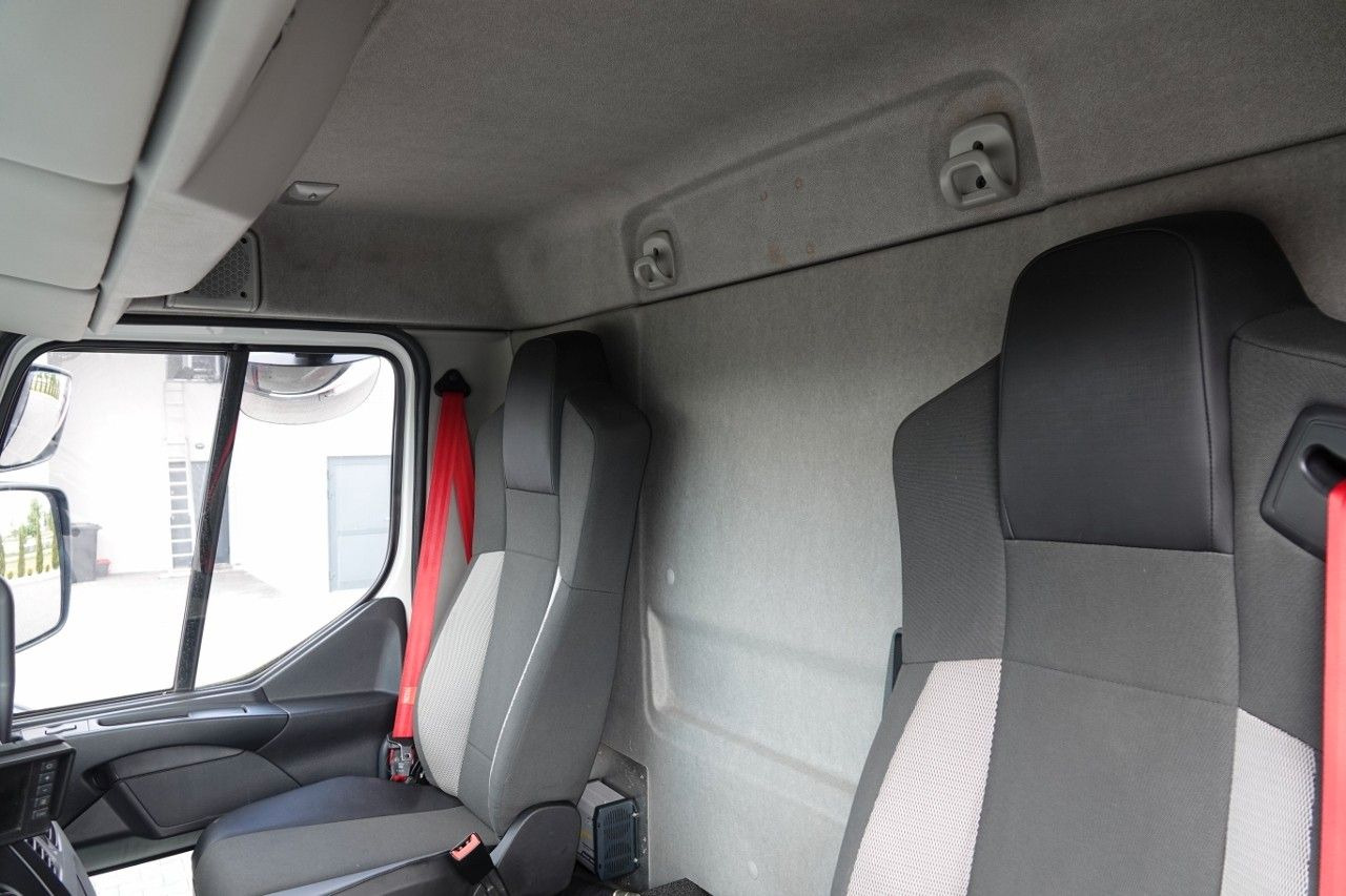 Koelwagen vrachtwagen Renault D 16 260 / 4X2 / REFRIDGERATOR - 6,8 M / BI TEMP: afbeelding 13
