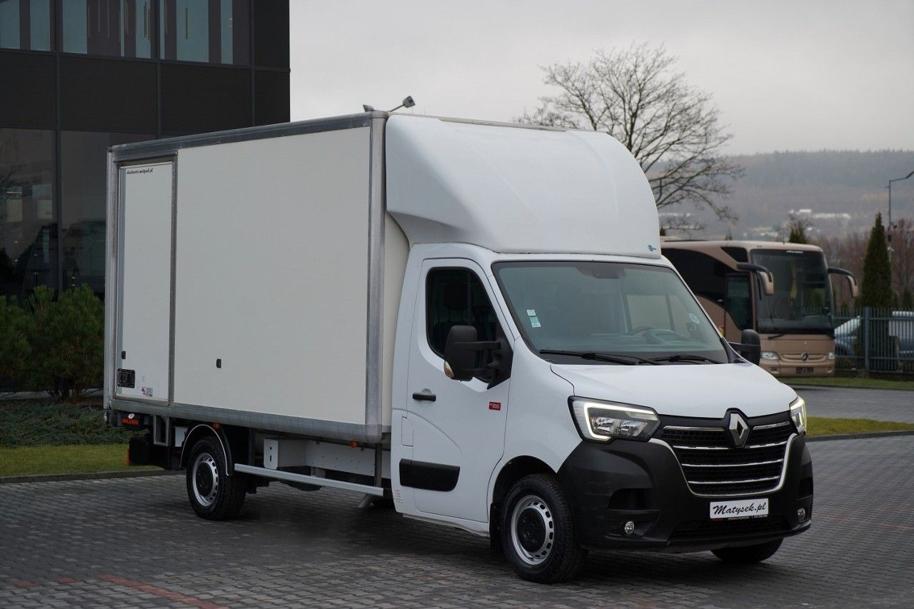 Renault MASTER / KONTENER / WINDA / DMC: 3500 KG / 2020 - Koelwagen: afbeelding 3 Renault MASTER / KONTENER / WINDA / DMC: 3500 KG / 2020 - Koelwagen: afbeelding 3