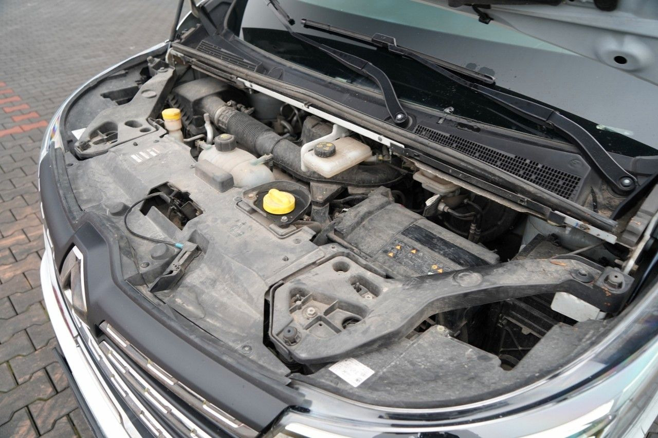 Personenvervoer Renault TRAFIC III / BUS / 9 MIEJSC / PIERWSZY WŁAŚCICIE: afbeelding 41 Personenvervoer Renault TRAFIC III / BUS / 9 MIEJSC / PIERWSZY WŁAŚCICIE: afbeelding 41