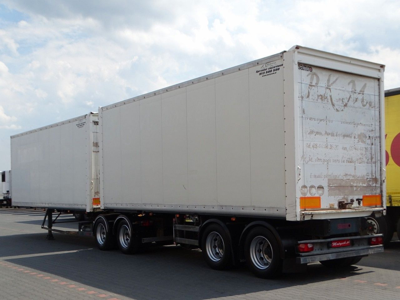 Samro JUMBO VEHICULAR BOX- 7,3 M + 7,3 M/KOFFER TANDEM - Gesloten oplegger: afbeelding 5 Samro JUMBO VEHICULAR BOX- 7,3 M + 7,3 M/KOFFER TANDEM - Gesloten oplegger: afbeelding 5