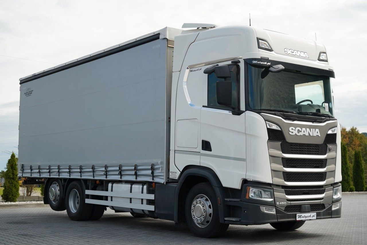 Scania S 450 / SOLÓWKA / 6X2 / OŚ PODNOSZONA / 2019 / - Schuifzeilen vrachtwagen: afbeelding 1 Scania S 450 / SOLÓWKA / 6X2 / OŚ PODNOSZONA / 2019 / - Schuifzeilen vrachtwagen: afbeelding 1