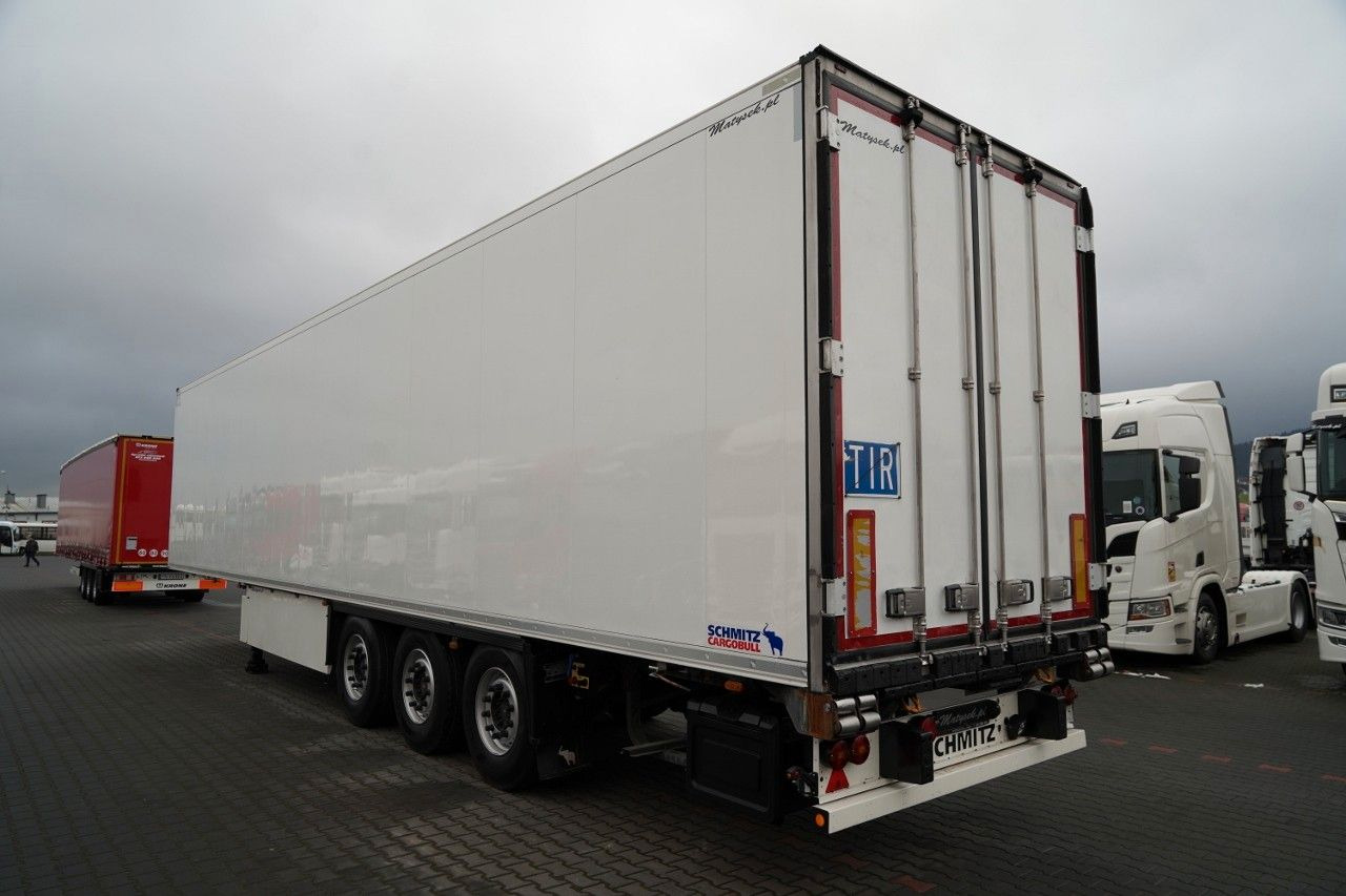 Schmitz Cargobull CHŁODNIA / THERMO KING / HAKÓWKA / OŚ PODNOSZO - Koelwagen oplegger: afbeelding 3 Schmitz Cargobull CHŁODNIA / THERMO KING / HAKÓWKA / OŚ PODNOSZO - Koelwagen oplegger: afbeelding 3