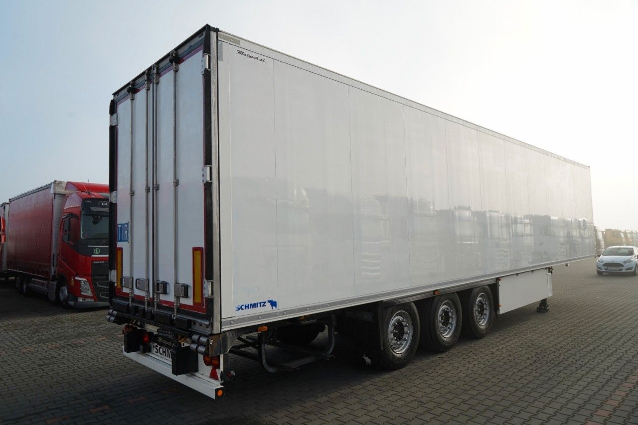 Schmitz Cargobull / CHŁODNIA / THERMO KING SLX 300 / HAKÓWKA / OŚ - Koelwagen oplegger: afbeelding 5 Schmitz Cargobull / CHŁODNIA / THERMO KING SLX 300 / HAKÓWKA / OŚ - Koelwagen oplegger: afbeelding 5