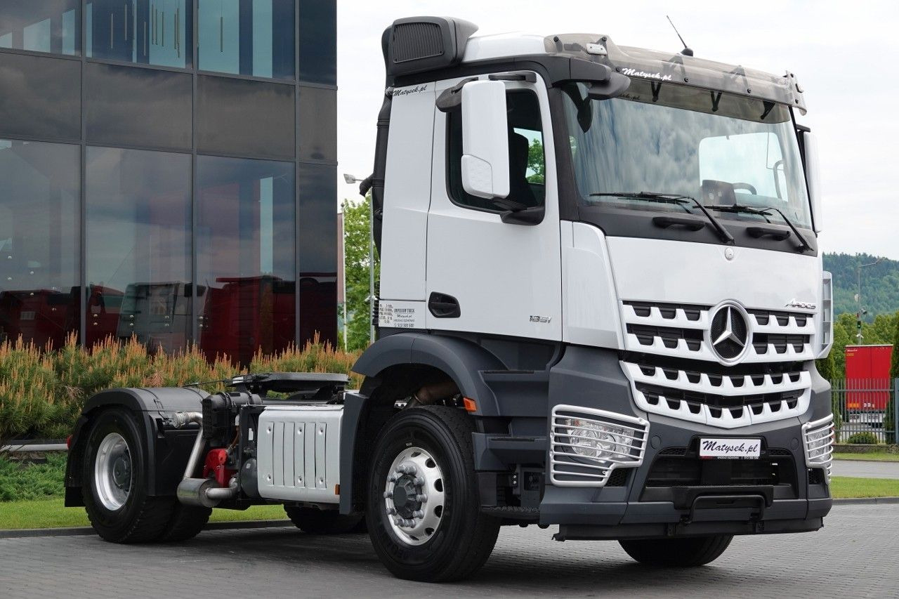 Mercedes-Benz AROCS 1851 / 4X4 / HYDRODRIVE / KOMPRESOR DO WY - Trekker: afbeelding 1 Mercedes-Benz AROCS 1851 / 4X4 / HYDRODRIVE / KOMPRESOR DO WY - Trekker: afbeelding 1