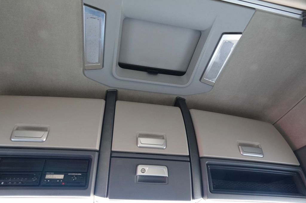 Trekker Renault T 520 / 13L / MAXISPACE / RETARDER / SALONKA Renault T 520 / 13L / MAXISPACE / RETARDER / SALONKA: afbeelding 14