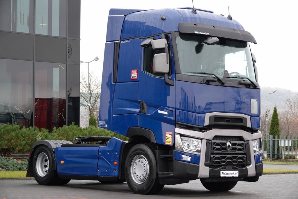 Renault T 520 / RETARDER / I-PARK COOL / HIGH CAB / 11. Renault T 520 / RETARDER / I-PARK COOL / HIGH CAB / 11. - Trekker: afbeelding 1 Renault T 520 / RETARDER / I-PARK COOL / HIGH CAB / 11. Renault T 520 / RETARDER / I-PARK COOL / HIGH CAB / 11. - Trekker: afbeelding 1