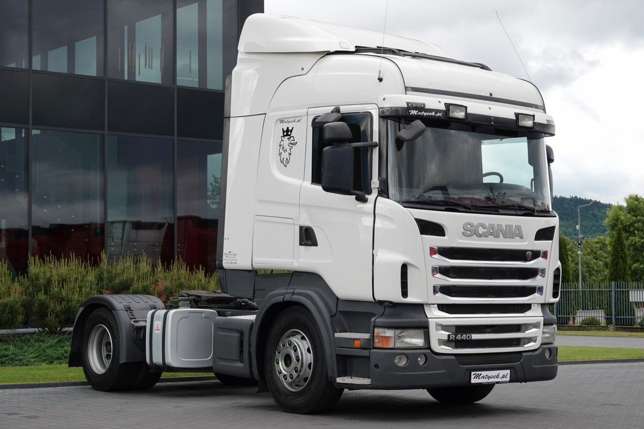 Scania R 440 / HIGHLINE / RETARDER / HYDRAULIKA / MANUA - Trekker: afbeelding 2 Scania R 440 / HIGHLINE / RETARDER / HYDRAULIKA / MANUA - Trekker: afbeelding 2