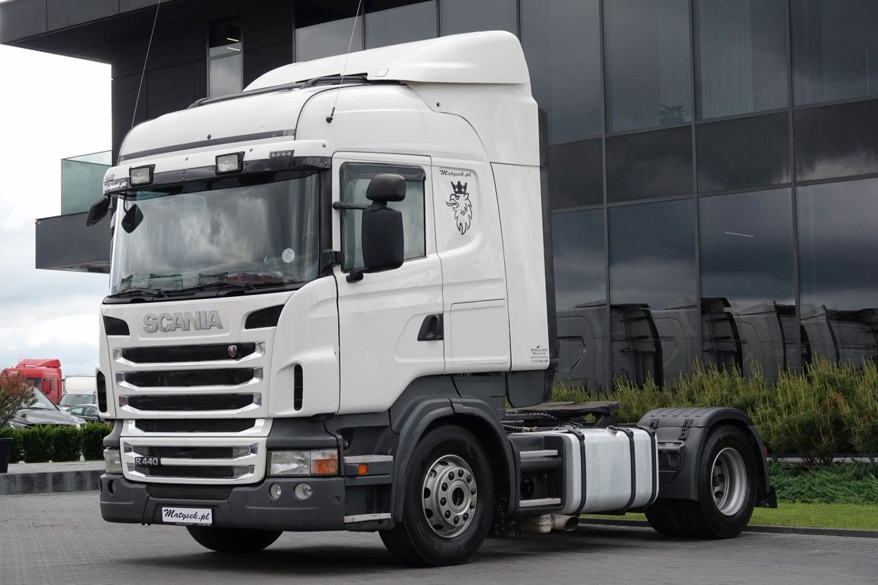 Scania R 440 / HIGHLINE / RETARDER / HYDRAULIKA / MANUA - Trekker: afbeelding 1 Scania R 440 / HIGHLINE / RETARDER / HYDRAULIKA / MANUA - Trekker: afbeelding 1