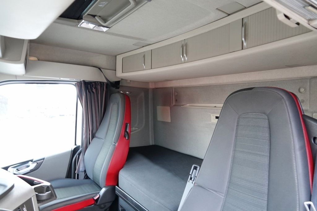 Trekker Volvo FH 460 / NISKA KABINA / 2018 YEAR / SPROWADZONY: afbeelding 12