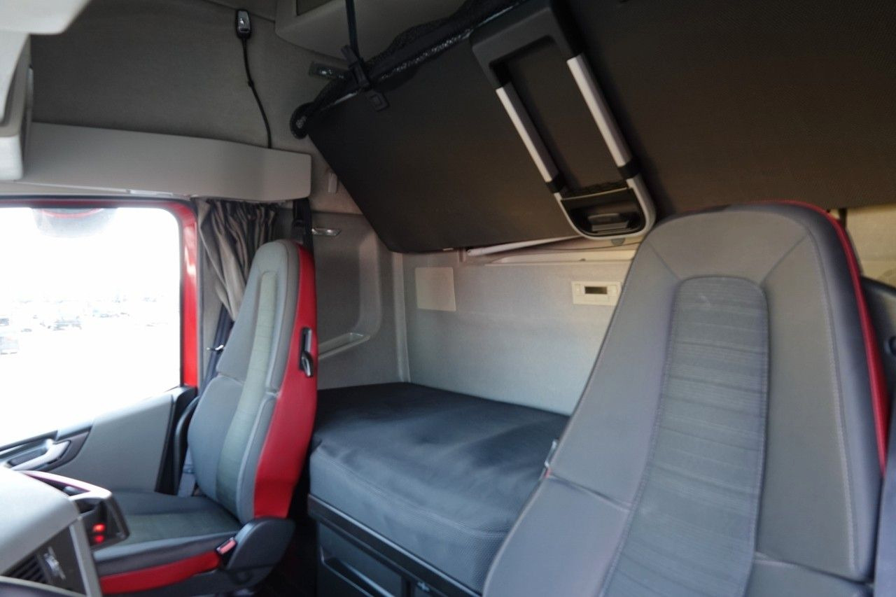 Trekker Volvo FH 500 / XXL / I-PARK COOL  / ALUFELGI / OPONY 1 Volvo FH 500 / XXL / I-PARK COOL  / ALUFELGI / OPONY 1: afbeelding 13