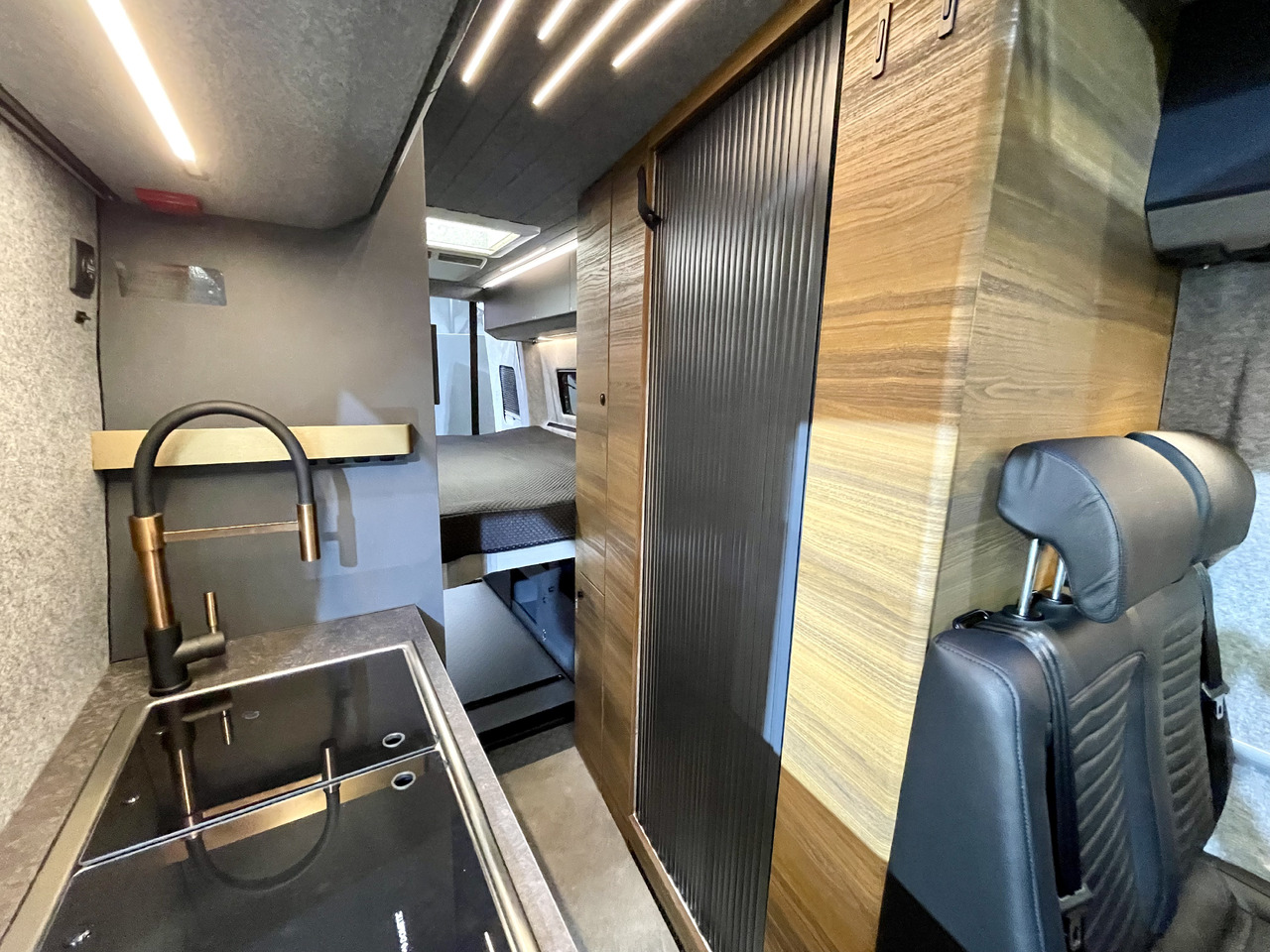ADRIA Super Twin 700 SGX - Buscamper: afbeelding 5 ADRIA Super Twin 700 SGX - Buscamper: afbeelding 5