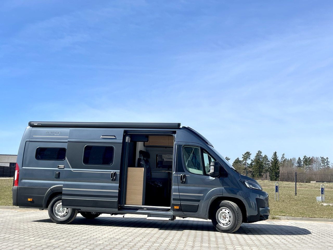 ADRIA TWIN 640 SGX - Buscamper: afbeelding 5 ADRIA TWIN 640 SGX - Buscamper: afbeelding 5