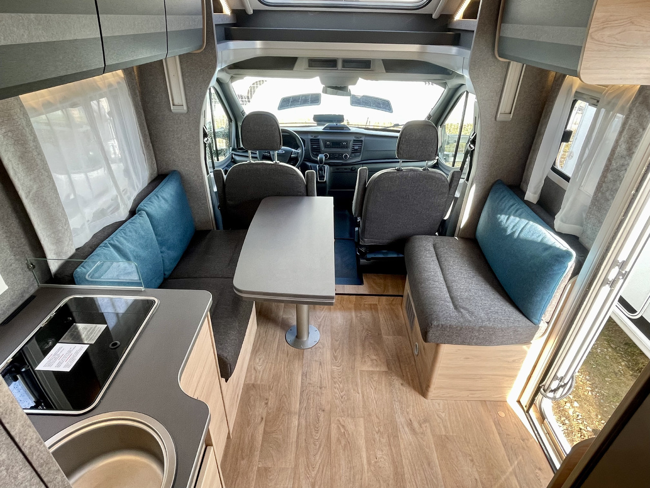 Dethleffs Just Go T7055 EBL - Half integraal camper: afbeelding 5 Dethleffs Just Go T7055 EBL - Half integraal camper: afbeelding 5