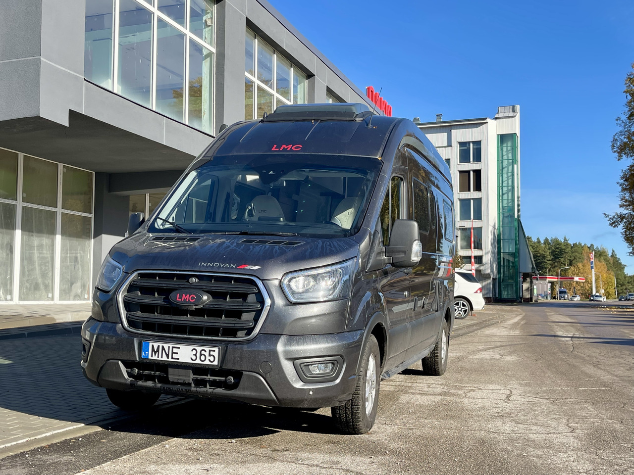 LCM Innovan 590 - Buscamper: afbeelding 2 LCM Innovan 590 - Buscamper: afbeelding 2