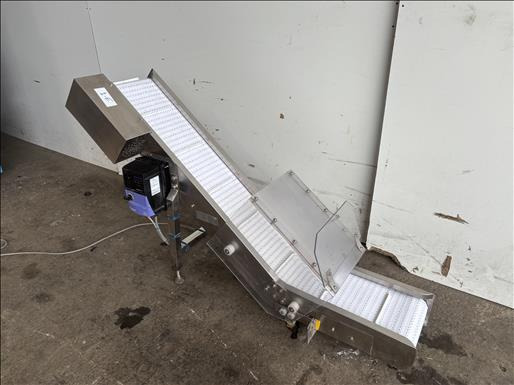 NNP Flighted elevator conveyor - Transportband: afbeelding 2 NNP Flighted elevator conveyor - Transportband: afbeelding 2