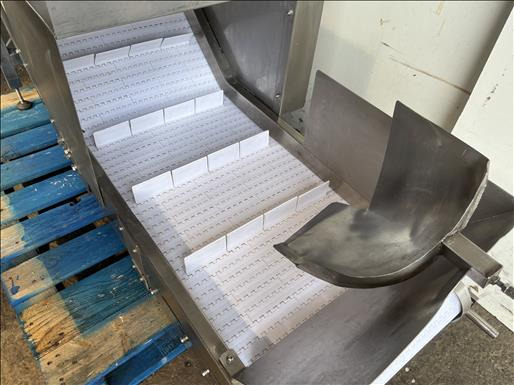 NNP Flighted elevator conveyor - Transportband: afbeelding 3 NNP Flighted elevator conveyor - Transportband: afbeelding 3