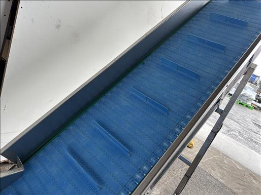 NNP Flighted elevator conveyor - Transportband: afbeelding 4 NNP Flighted elevator conveyor - Transportband: afbeelding 4