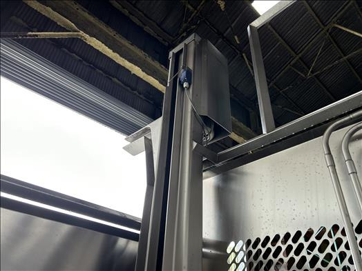 Syspal Totebin hoist - Voedselverwerkende machine: afbeelding 5 Syspal Totebin hoist - Voedselverwerkende machine: afbeelding 5