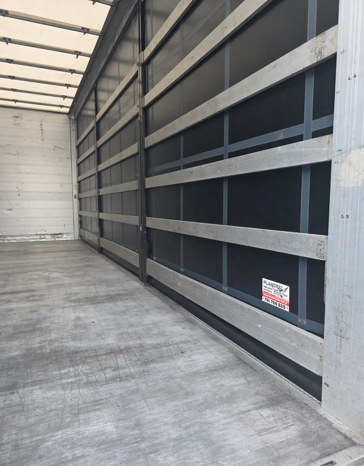 Iveco EUROCARGO 160E28 19 PAL. / FIRANKA / MANUAL / - Schuifzeilen vrachtwagen: afbeelding 5 Iveco EUROCARGO 160E28 19 PAL. / FIRANKA / MANUAL / - Schuifzeilen vrachtwagen: afbeelding 5