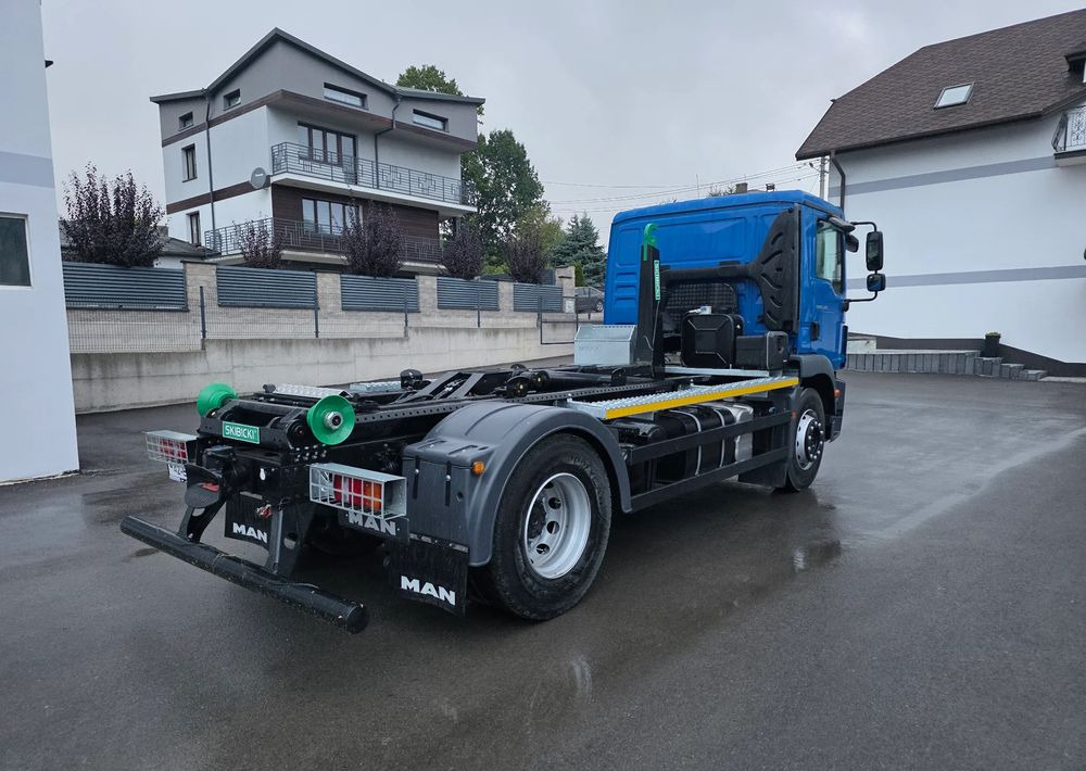 MAN TGM 18.340 urządzenie hakowe AXOR - Haakarmsysteem vrachtwagen: afbeelding 2 MAN TGM 18.340 urządzenie hakowe AXOR - Haakarmsysteem vrachtwagen: afbeelding 2