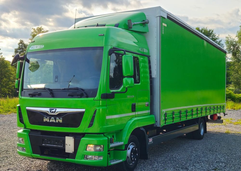 MAN TGL12.250/E6/20PALET/10.2018/SERWISOWANY/NISKI PRZEBIEG/WINDA/FIRANKA//JAK NOWY/SERWISOWANY - Schuifzeilen vrachtwagen: afbeelding 2 MAN TGL12.250/E6/20PALET/10.2018/SERWISOWANY/NISKI PRZEBIEG/WINDA/FIRANKA//JAK NOWY/SERWISOWANY - Schuifzeilen vrachtwagen: afbeelding 2