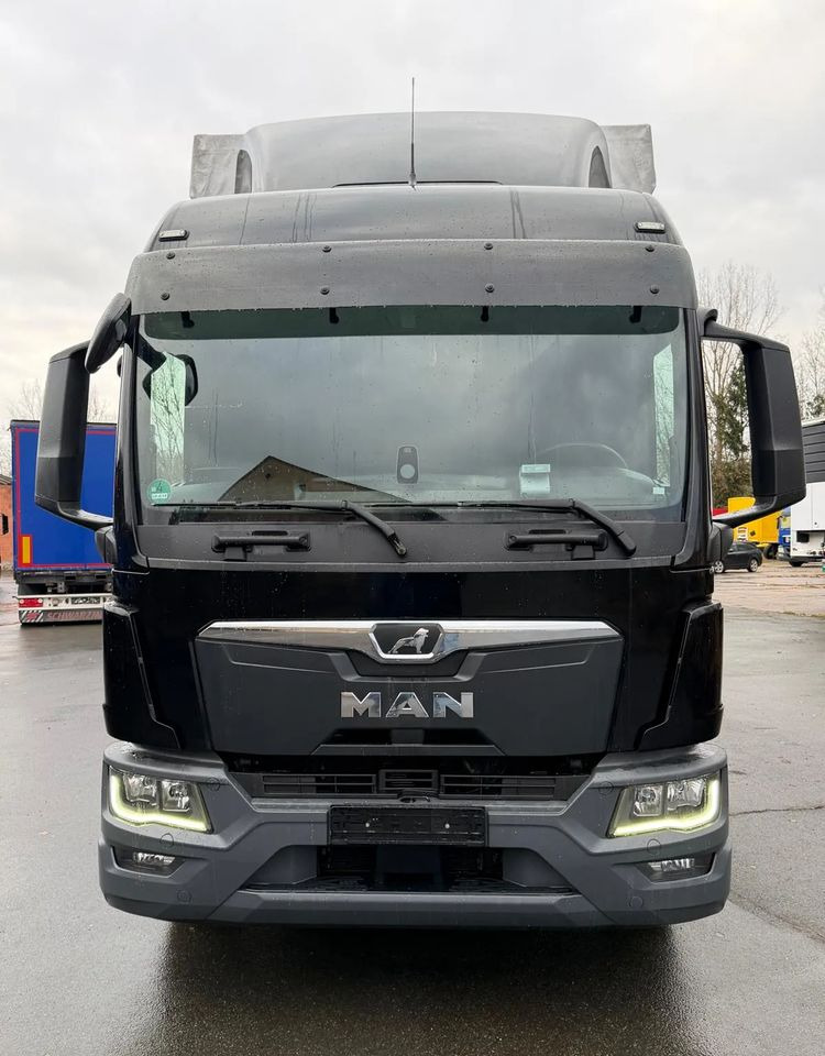 MAN TGM 15.290 / NOWY MODEL / E6 / 18PALET / 7720 ŁADOWNOŚĆ / SERWISOWANY / NOWY TACHOGRAF / NISKI PRZEBIEG / WINDA / FIRANKA / SPROWADZONY / 2022 / NISKI PRZEBIEG /PIERWSZY WŁAŚCICIEL/ - Schuifzeilen vrachtwagen: afbeelding 3 MAN TGM 15.290 / NOWY MODEL / E6 / 18PALET / 7720 ŁADOWNOŚĆ / SERWISOWANY / NOWY TACHOGRAF / NISKI PRZEBIEG / WINDA / FIRANKA / SPROWADZONY / 2022 / NISKI PRZEBIEG /PIERWSZY WŁAŚCICIEL/ - Schuifzeilen vrachtwagen: afbeelding 3