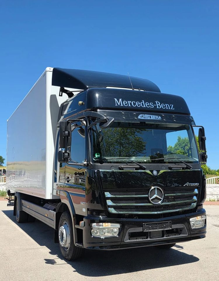 Mercedes-Benz ATEGO 1527/1530/IZOTERMA/WINDA/SPROWADZONY/E6/PIERWSZY WŁAŚCICIEL/AUTOMAT/18EURO PALET/STAN BARDZO DOBRY - Koelwagen vrachtwagen: afbeelding 2 Mercedes-Benz ATEGO 1527/1530/IZOTERMA/WINDA/SPROWADZONY/E6/PIERWSZY WŁAŚCICIEL/AUTOMAT/18EURO PALET/STAN BARDZO DOBRY - Koelwagen vrachtwagen: afbeelding 2