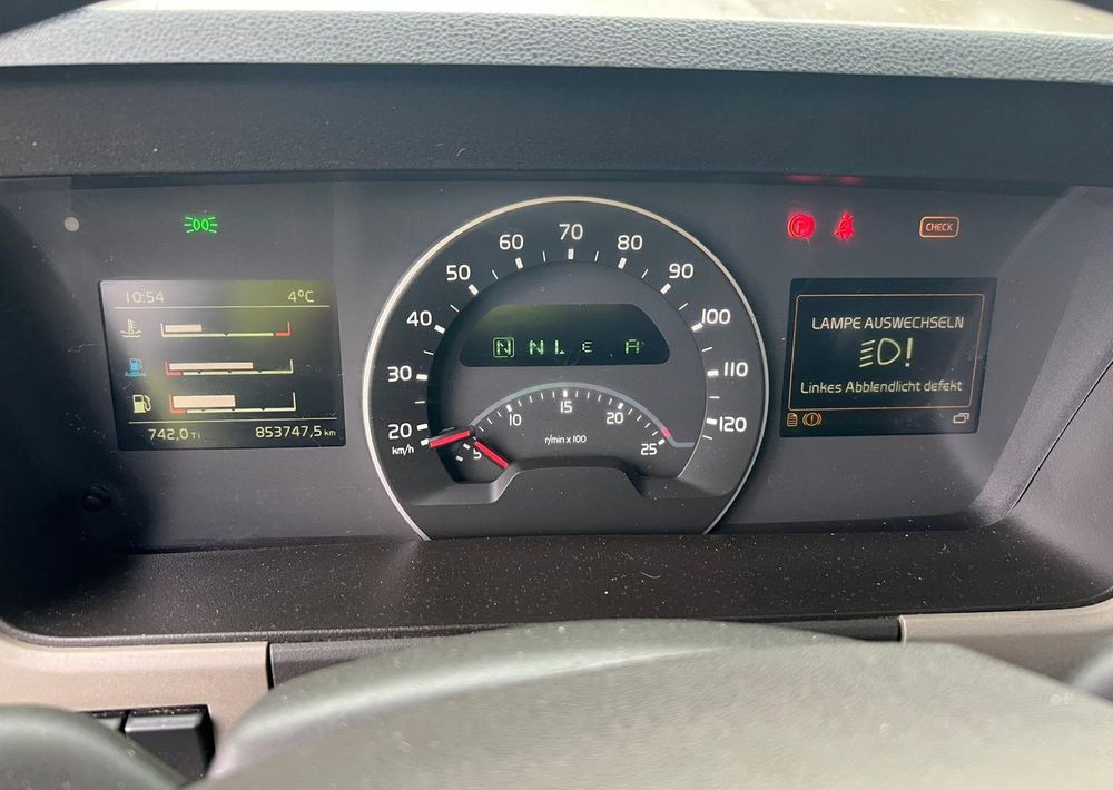 Koelwagen vrachtwagen Volvo FM 340 / IZOTERMA / WINDA / SPROWADZONY / 18 PALET / 10.2017 / E6 / STAN BARDZO DOBRY: afbeelding 14 Koelwagen vrachtwagen Volvo FM 340 / IZOTERMA / WINDA / SPROWADZONY / 18 PALET / 10.2017 / E6 / STAN BARDZO DOBRY: afbeelding 14