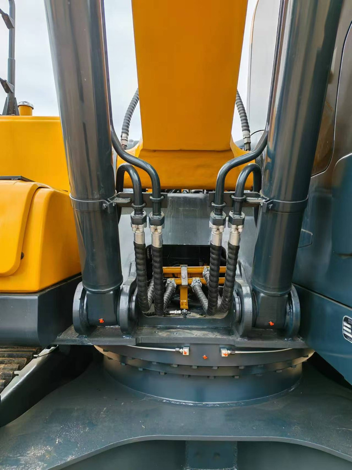 Hyundai Hyundai 220 LC-9 S - Rupsgraafmachine: afbeelding 4 Hyundai Hyundai 220 LC-9 S - Rupsgraafmachine: afbeelding 4