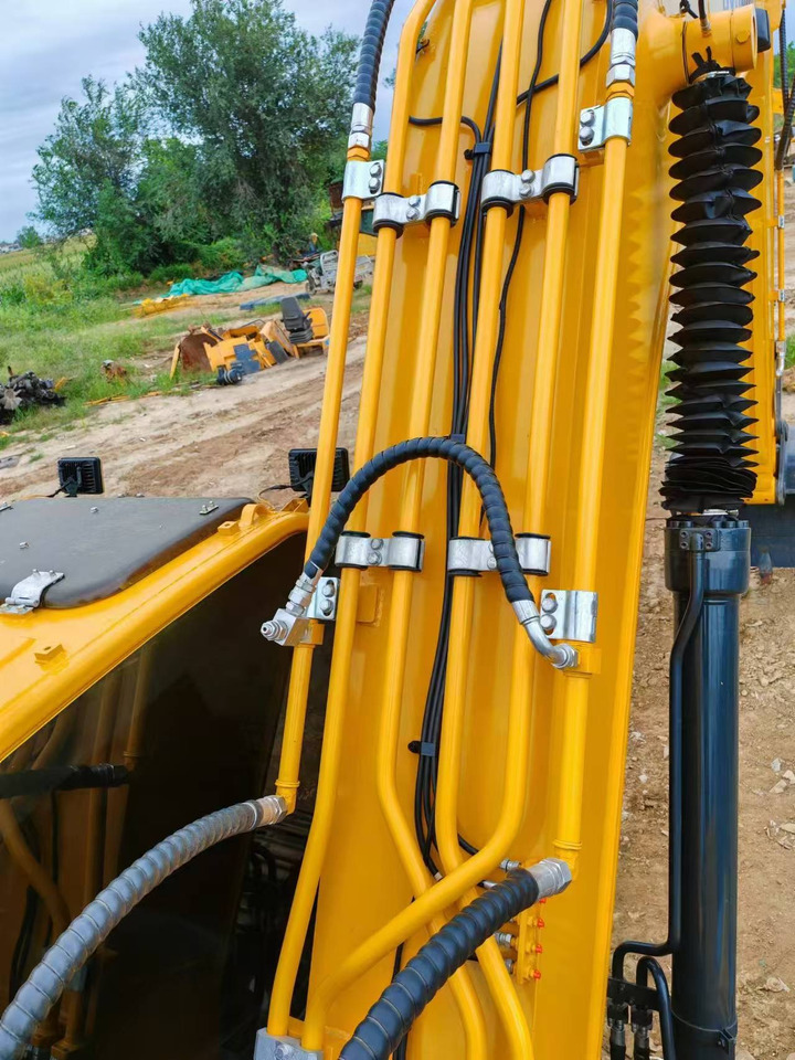 Hyundai Hyundai 220 LC-9 S - Rupsgraafmachine: afbeelding 3 Hyundai Hyundai 220 LC-9 S - Rupsgraafmachine: afbeelding 3