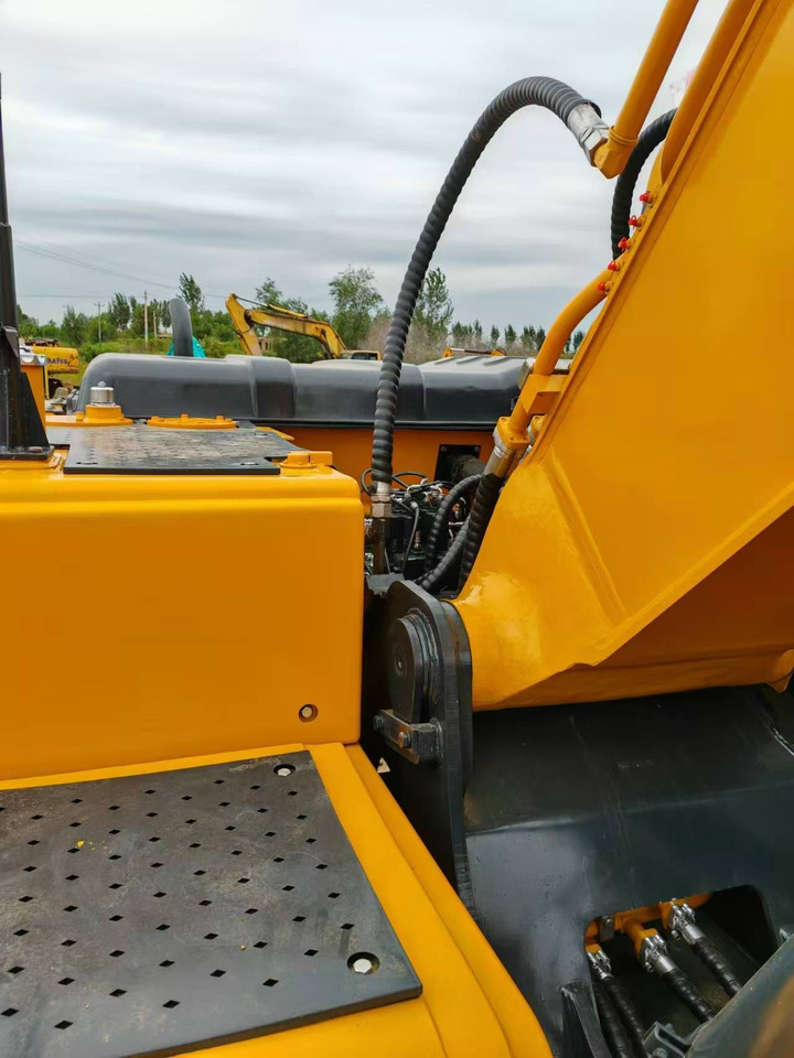 Hyundai Hyundai 220 LC-9 S - Rupsgraafmachine: afbeelding 2 Hyundai Hyundai 220 LC-9 S - Rupsgraafmachine: afbeelding 2