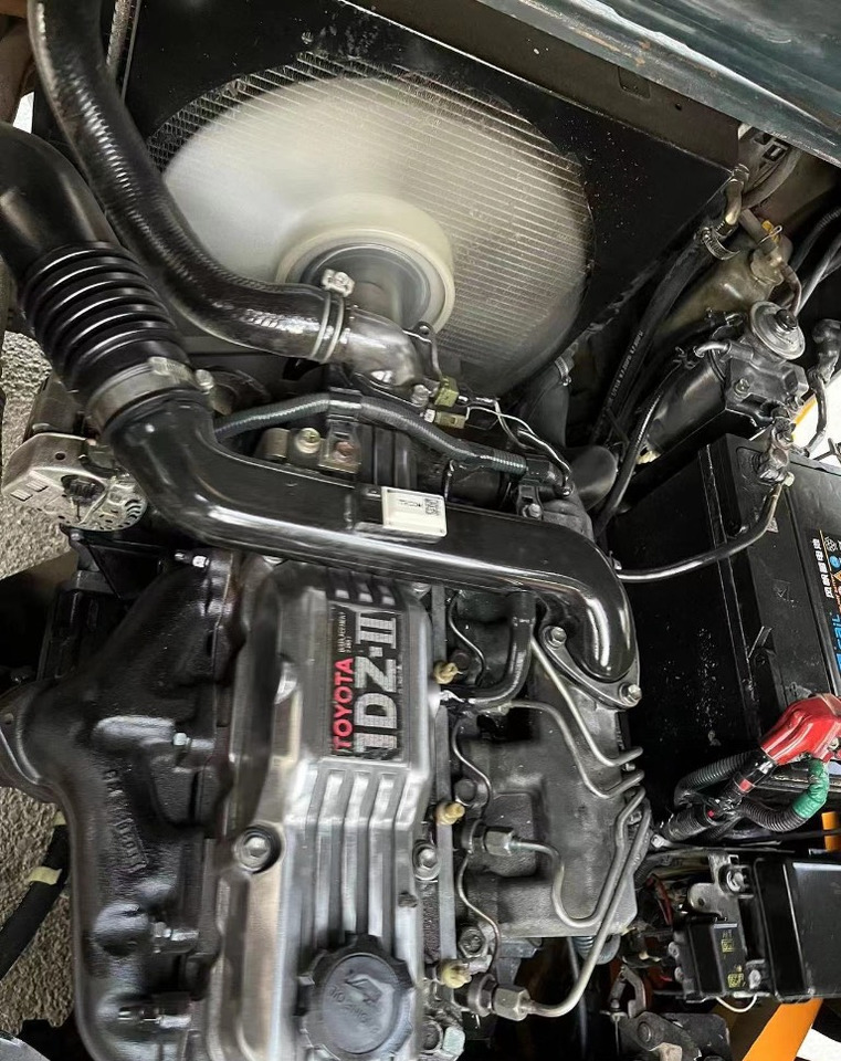 Komatsu 30 30 - Diesel heftruck: afbeelding 4 Komatsu 30 30 - Diesel heftruck: afbeelding 4